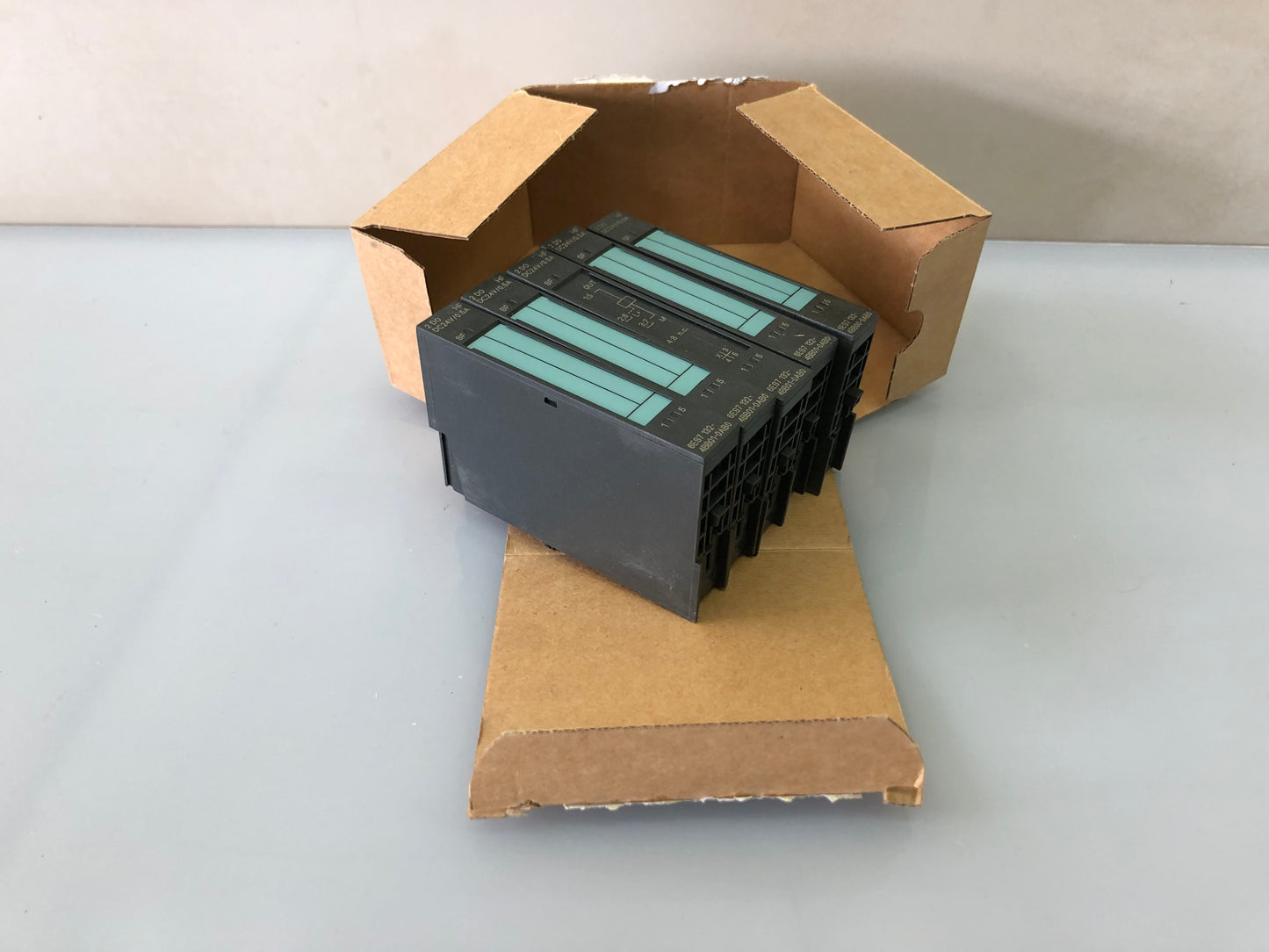 Siemens 6ES7 132-4BB01-0AB0 Electronic Module – ET 200S, 2DI, 24V DC