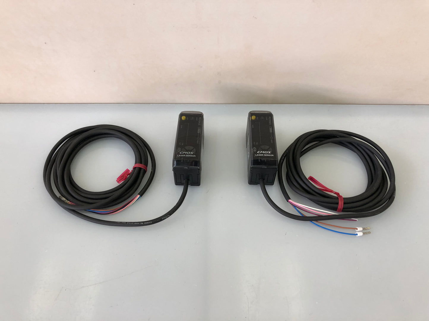 Keyence GV-21P CMOS Laser Sensor – PNP Output, Precision Detection