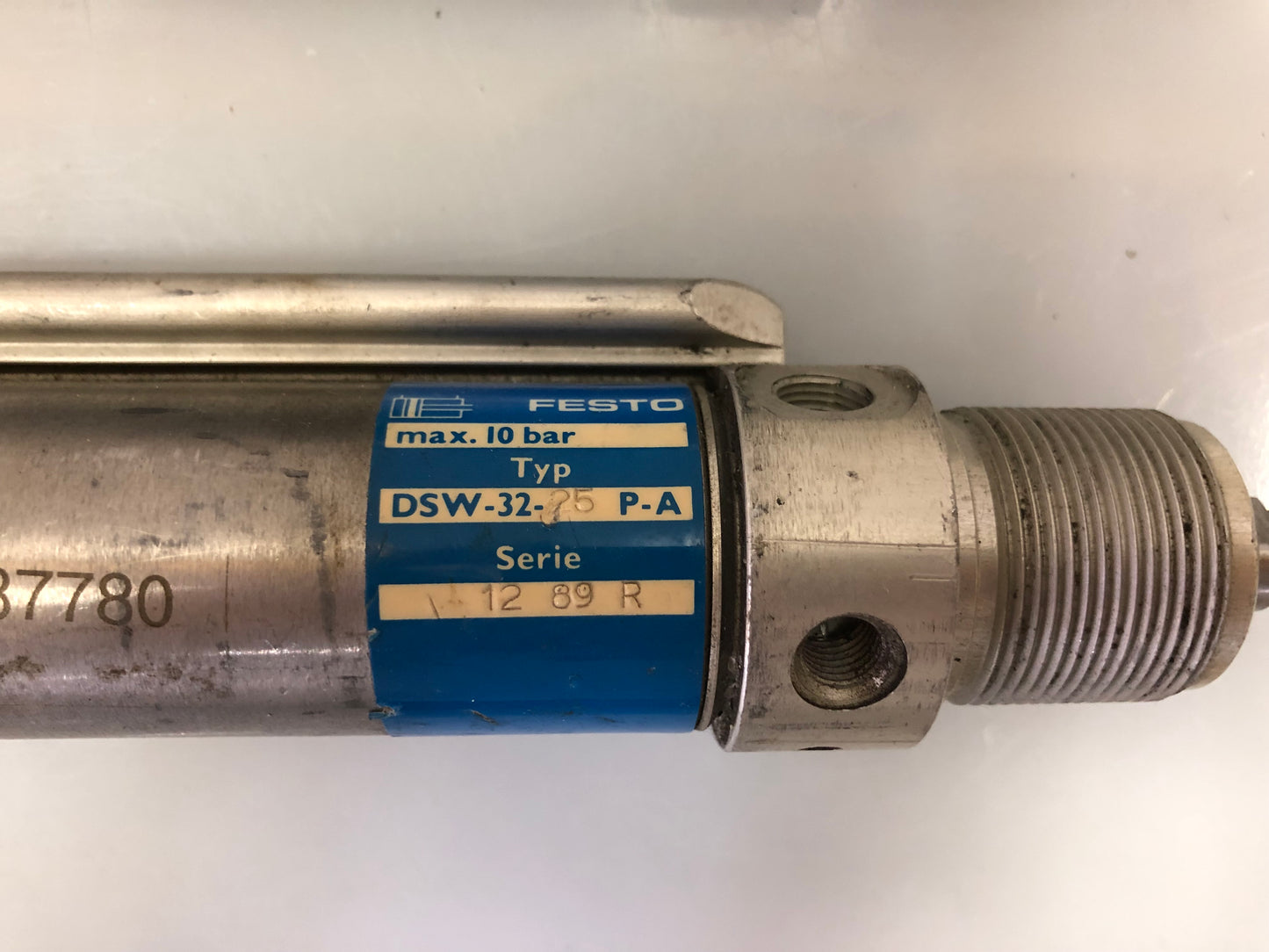 FESTO DSW-32-25 P-A DSW3225PA Air Cylinder