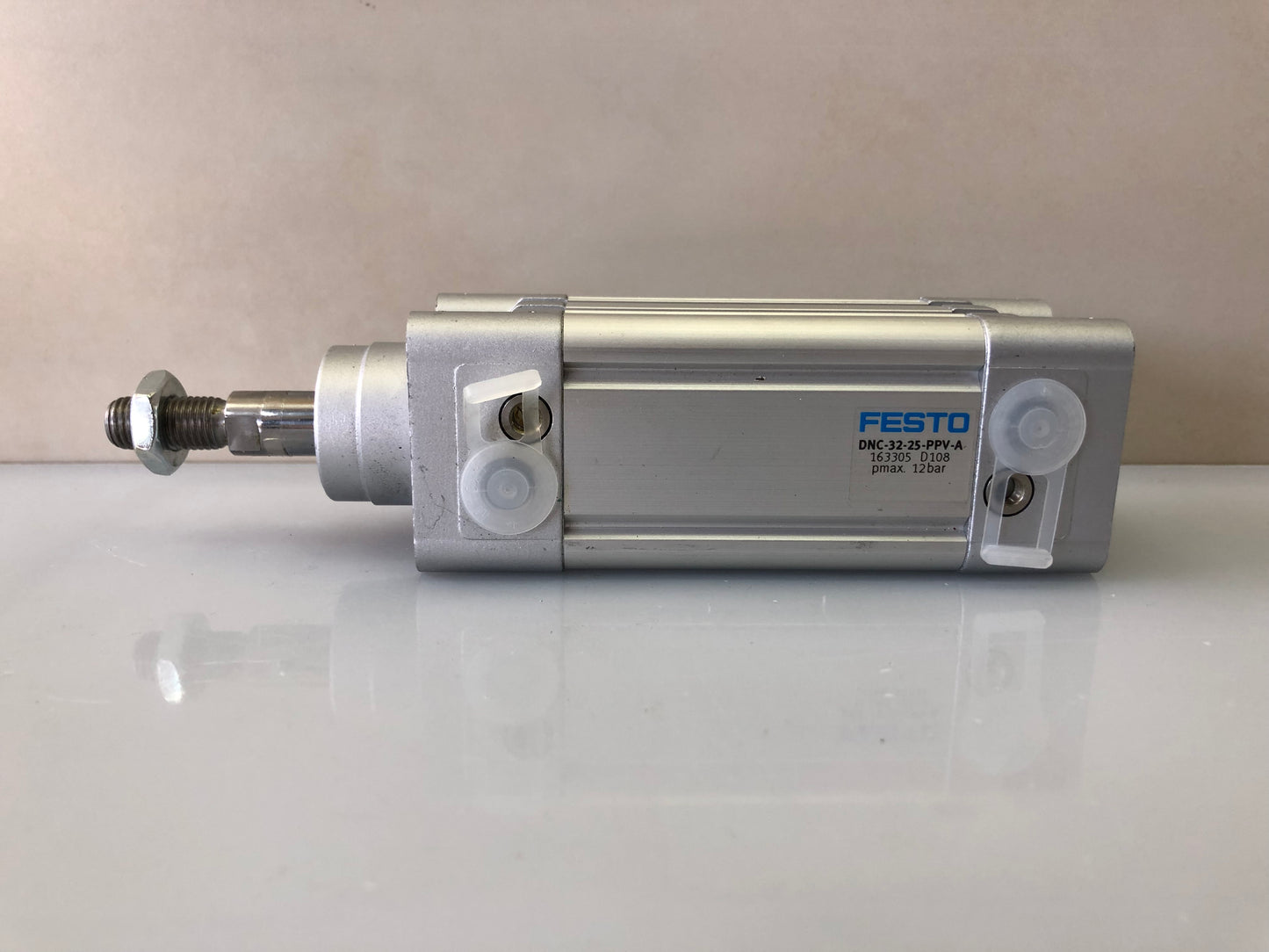 Festo Pneumatic Cylinder DNC-32-25-PPV-A 163305