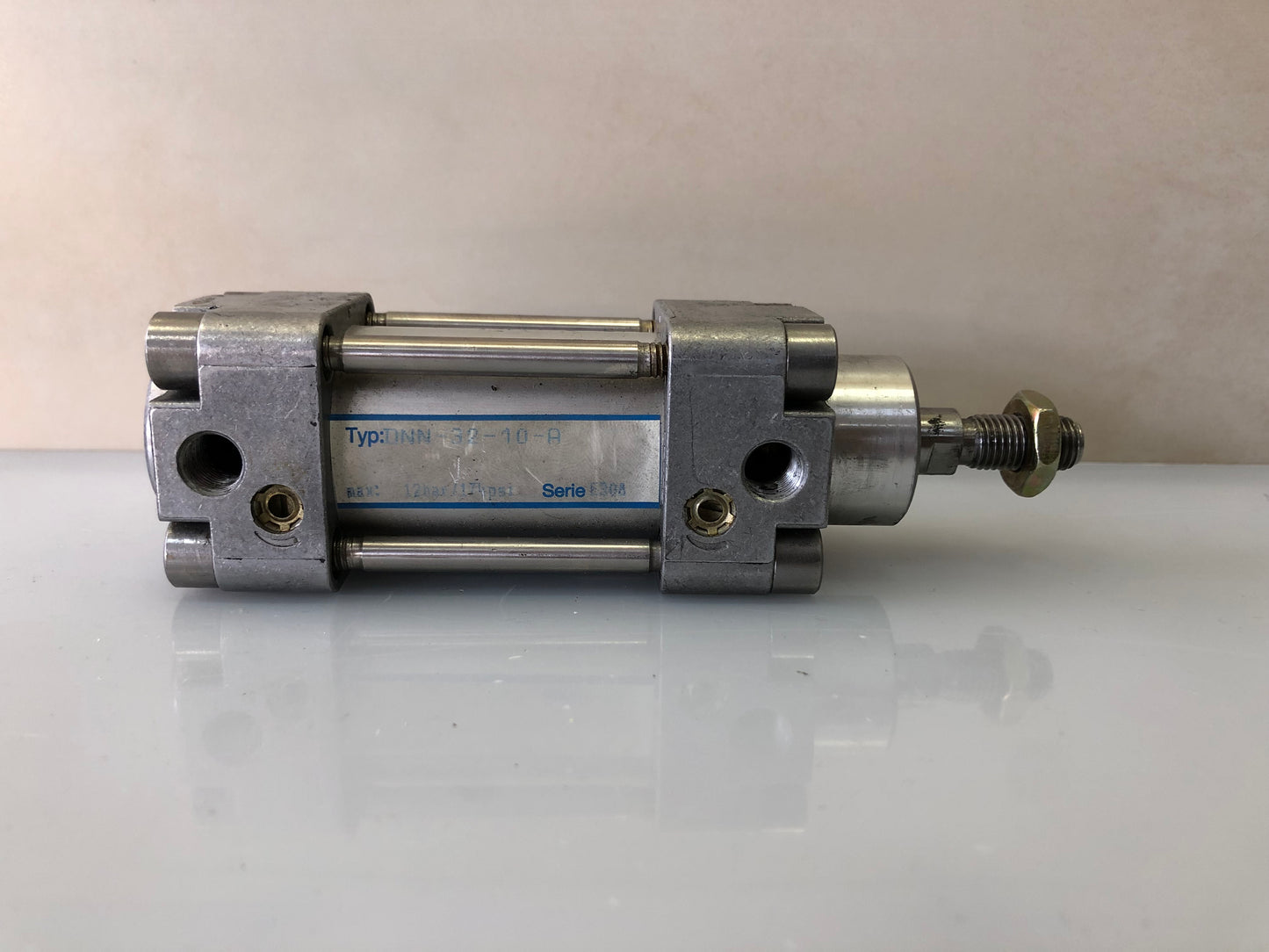 Festo DNN-32-10-A Compact Cylinders max.12bar 174psi