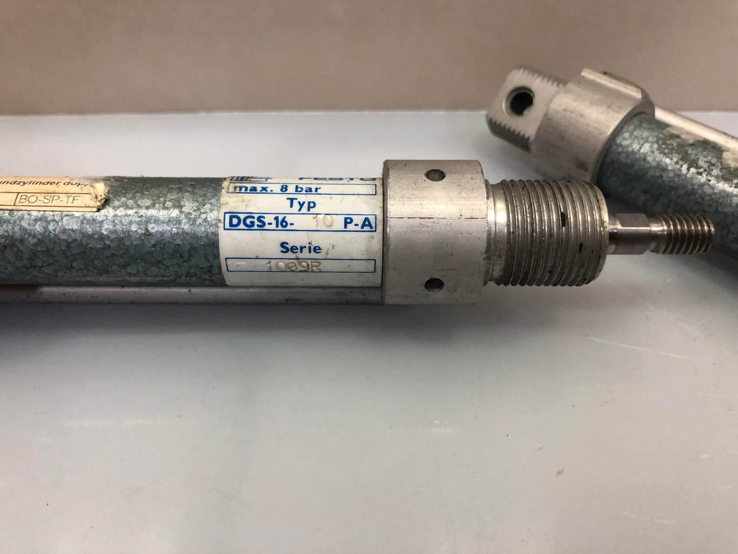 Festo DGS-16-10-P-A DGS1610PA 1089R Cylinder