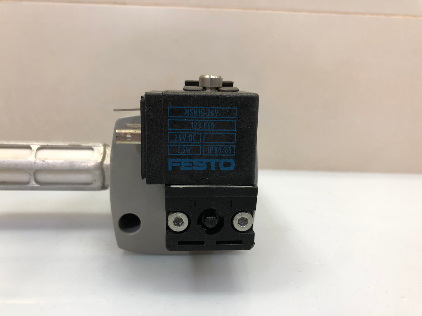 Festo HEM-M2-G1/4-10024 Solenoid Valve w/ MSN1G-24V