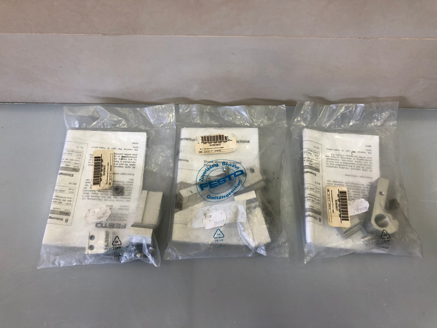 Festo 158909 Shock Absorber Support Kit KYP-32