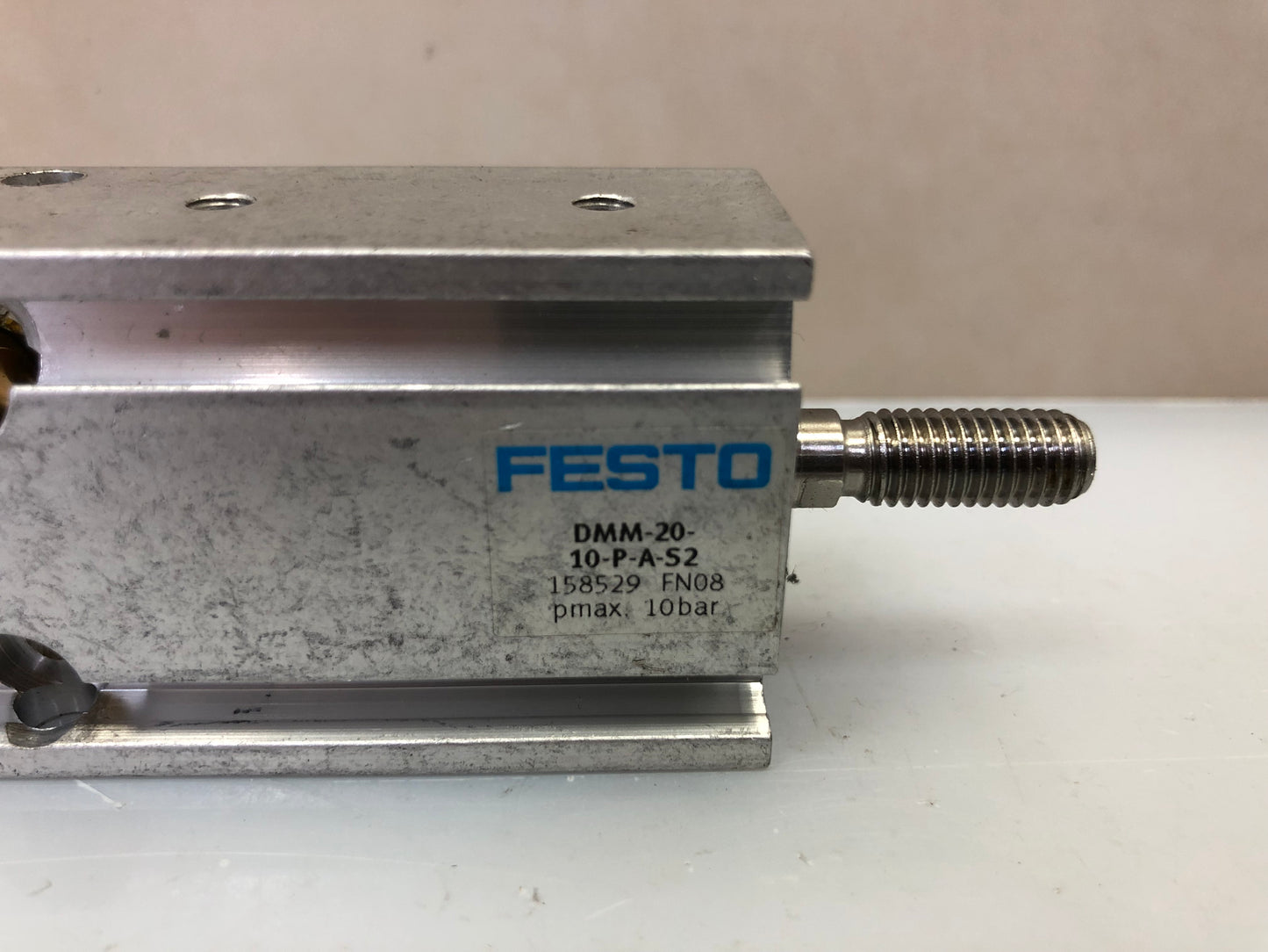 Festo DMM-20-10-P-A-S2 Twin Rod Pneumatic Cylinder – 20mm Bore, 10mm Stroke (158529)