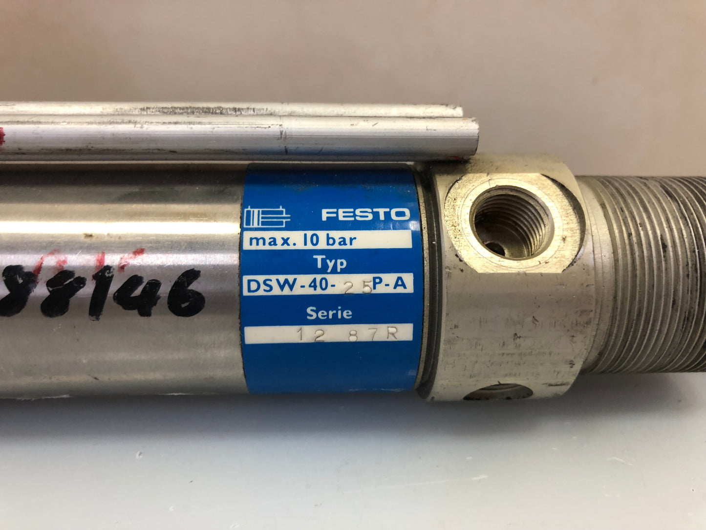 Festo DSW-40-25-P-A Pneumatic Rotary Cylinder
