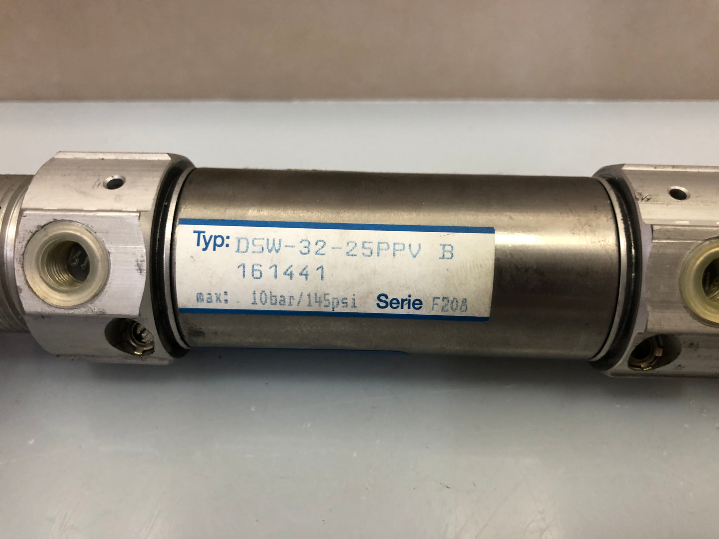 1x Festo DSW-32-25-PPV-B Pneumatic Rotary Cylinder – 32mm Bore, 25mm Stroke (Part No. 161441)