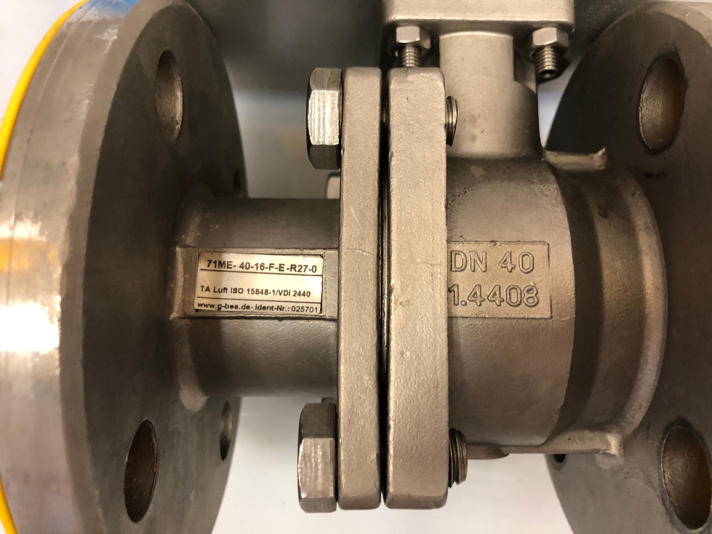 G. BEE GTD-98/090/V17-F Pneumatically Actuated Ball Valve – DN40, Model 71ME-40-16-F-E-R27-0
