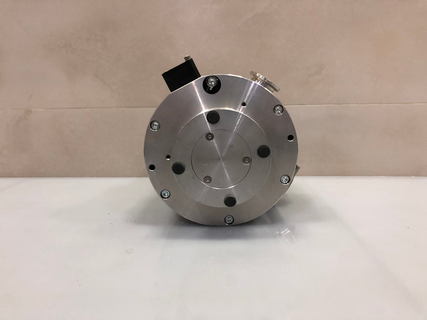 Leybold TURBOVAC TMP 361 Turbomolecular Vacuum Pump – 750Hz, Model 85670