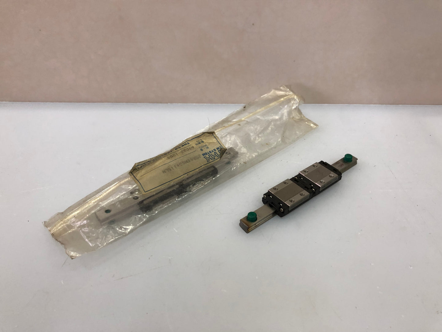 NEW THK 2SRS9MSS+115LM Miniature Linear Guide – 2 Blocks with 115mm Rail