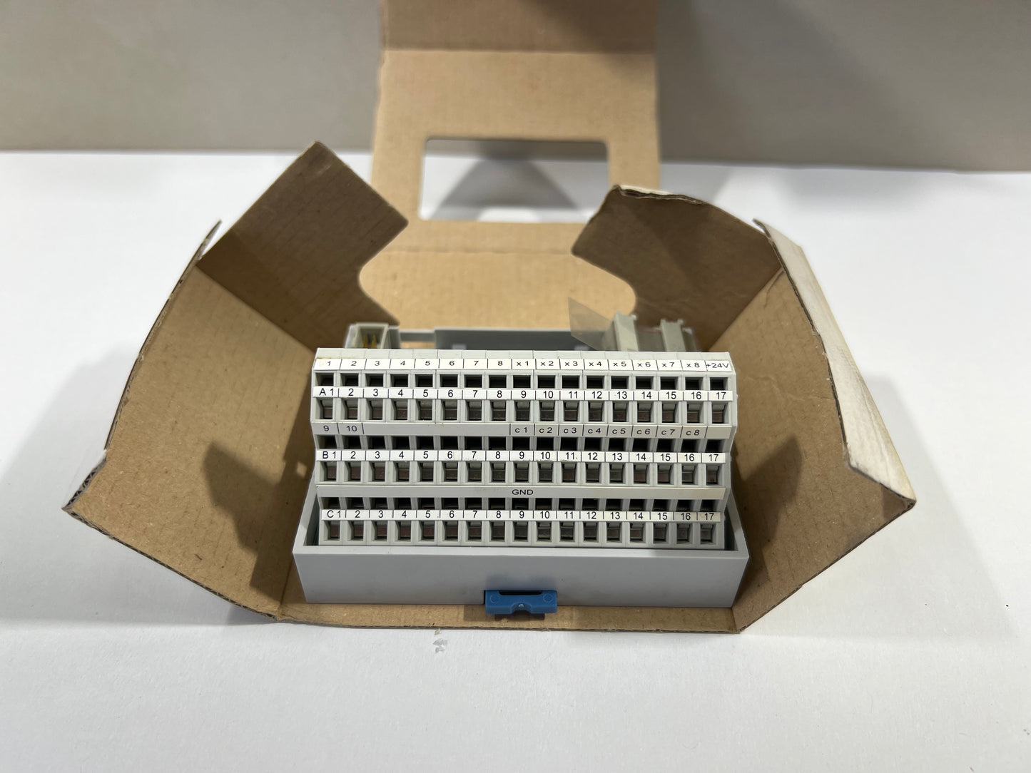 1x SIGMATEK Terminal Base Module DKL025 05-024-025-D – NEW