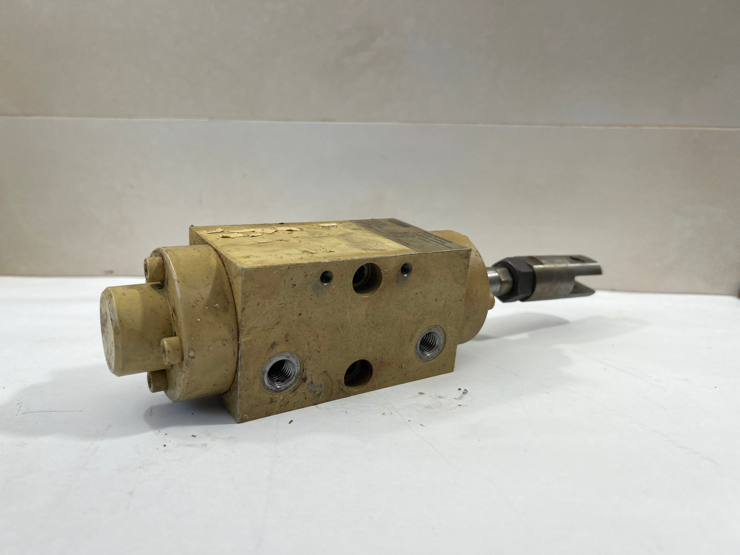 Hema-Hydraulik HZ180-013-25/18-19-DBG Hydraulic Cylinder – 180 Bar