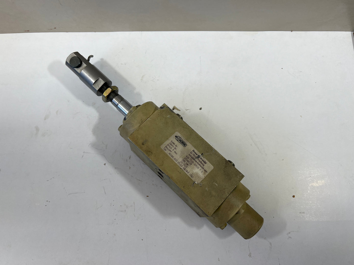 Hema-Hydraulik HZ180-013-25/18-40-DBG Hydraulic Cylinder – 180 Bar