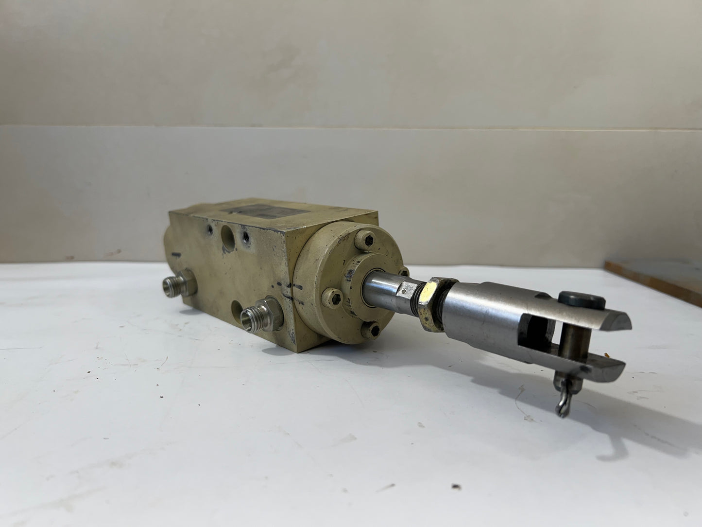 Hema-Hydraulik HZ180-013-25/18-40-DBG Hydraulic Cylinder – 180 Bar
