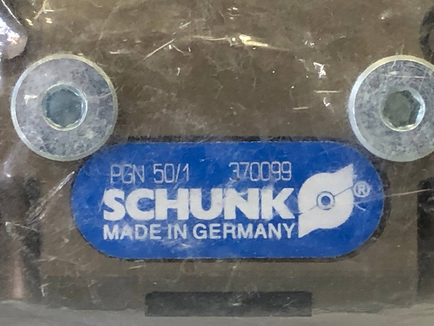 Schunk PGN 50/1 Pneumatic Gripper – P/N 370099 (PGN50/1 370099)