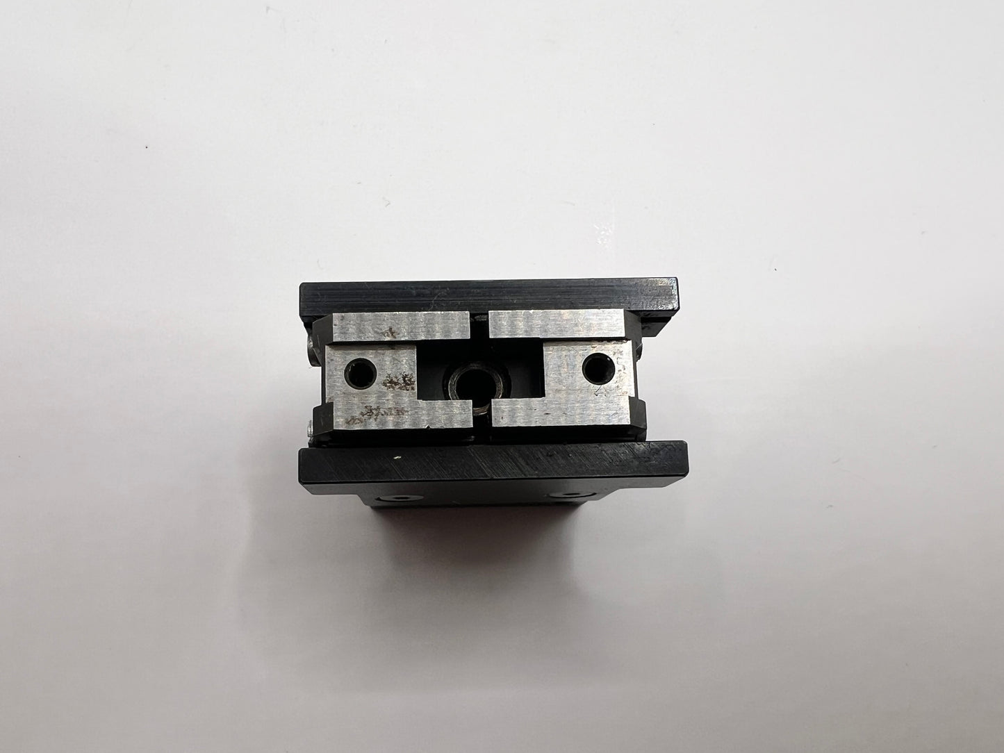 Afag GM 12/PS Mounting Plate for GMQ12 / GM12 Pneumatic Grippers