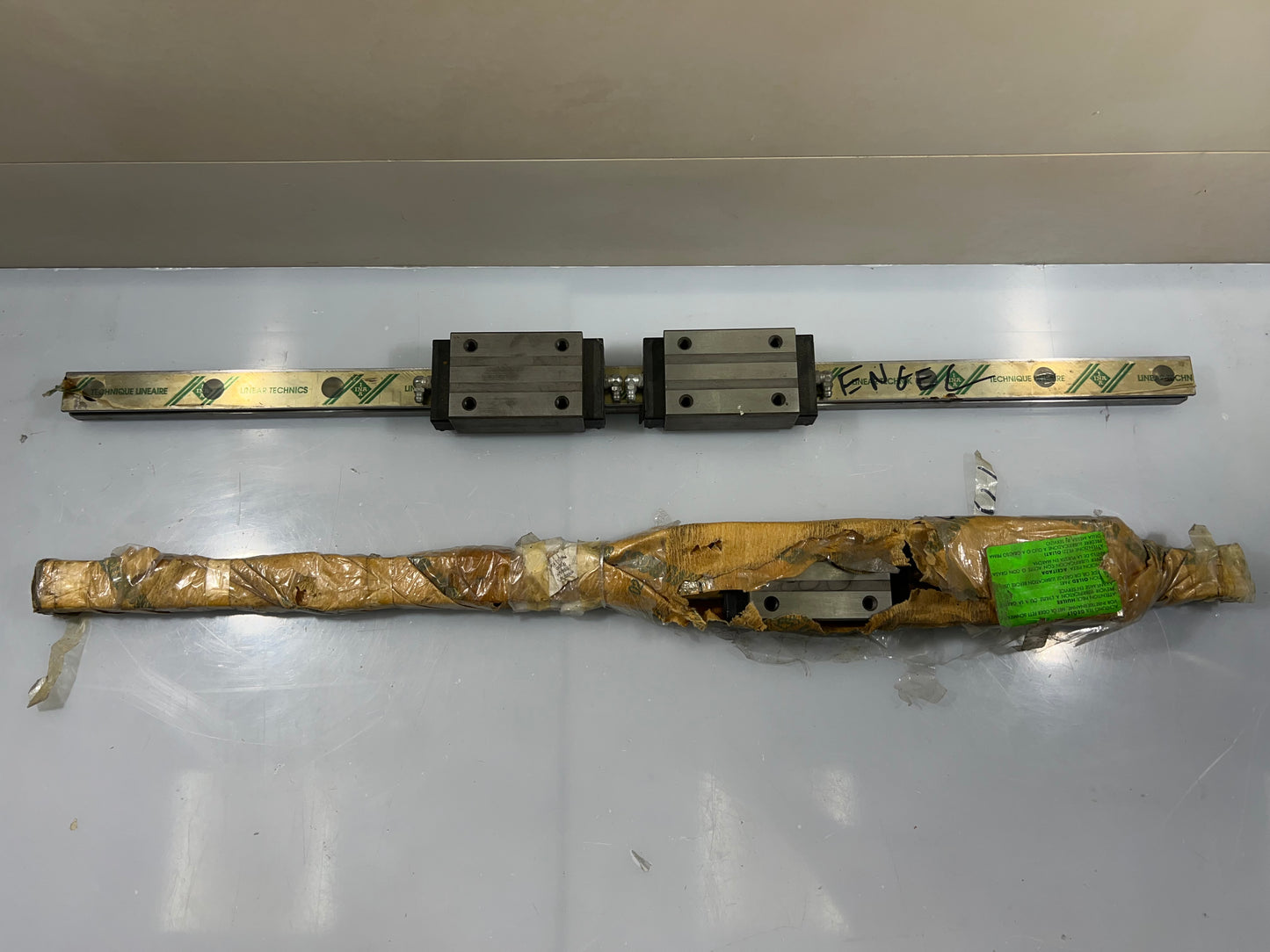 1x INA KWE 30 Linear Rail with 2 Blocks, 760mm