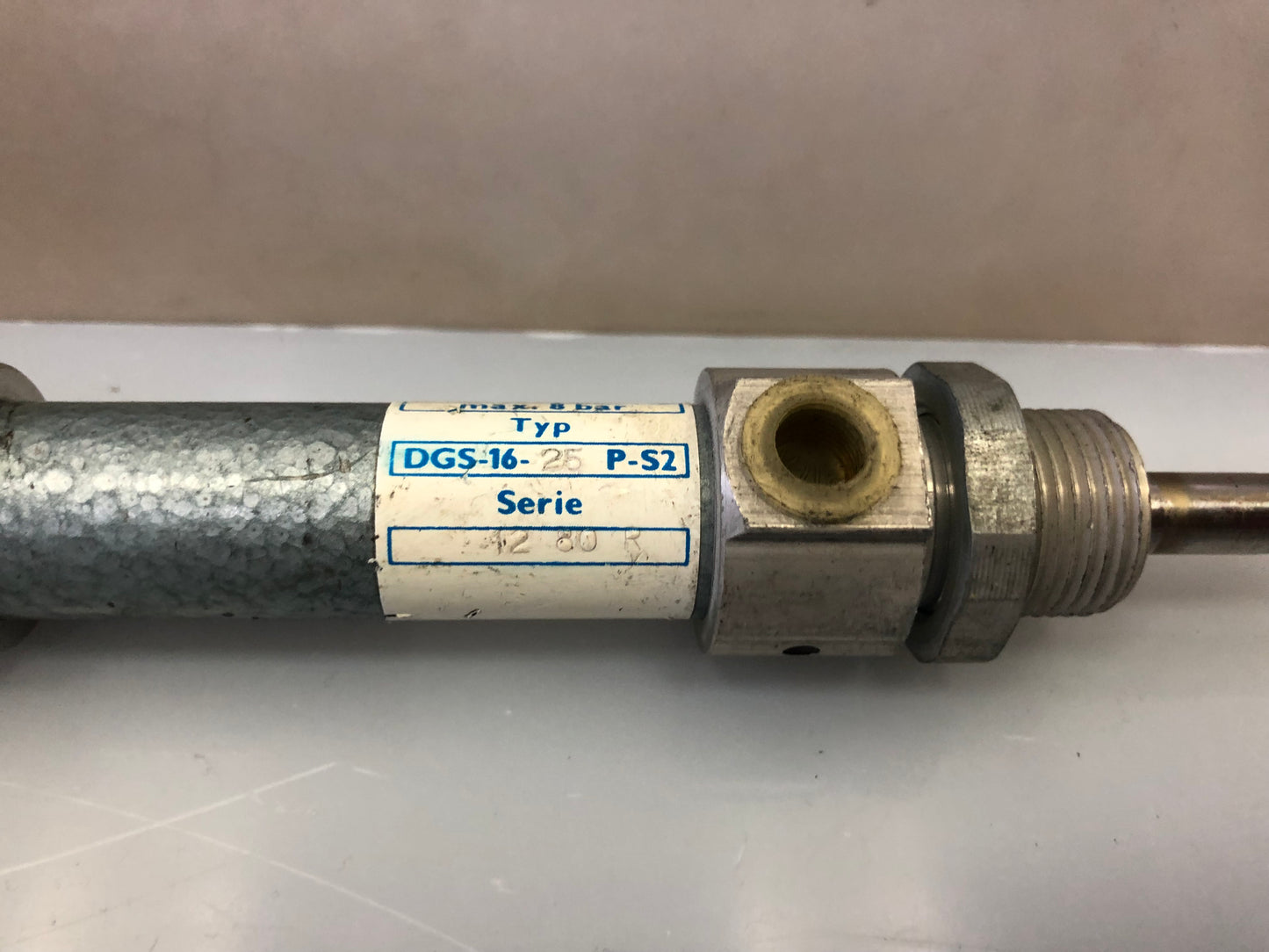 FESTO DGS-16-25-P-S2 Pneumatic Cylinder
