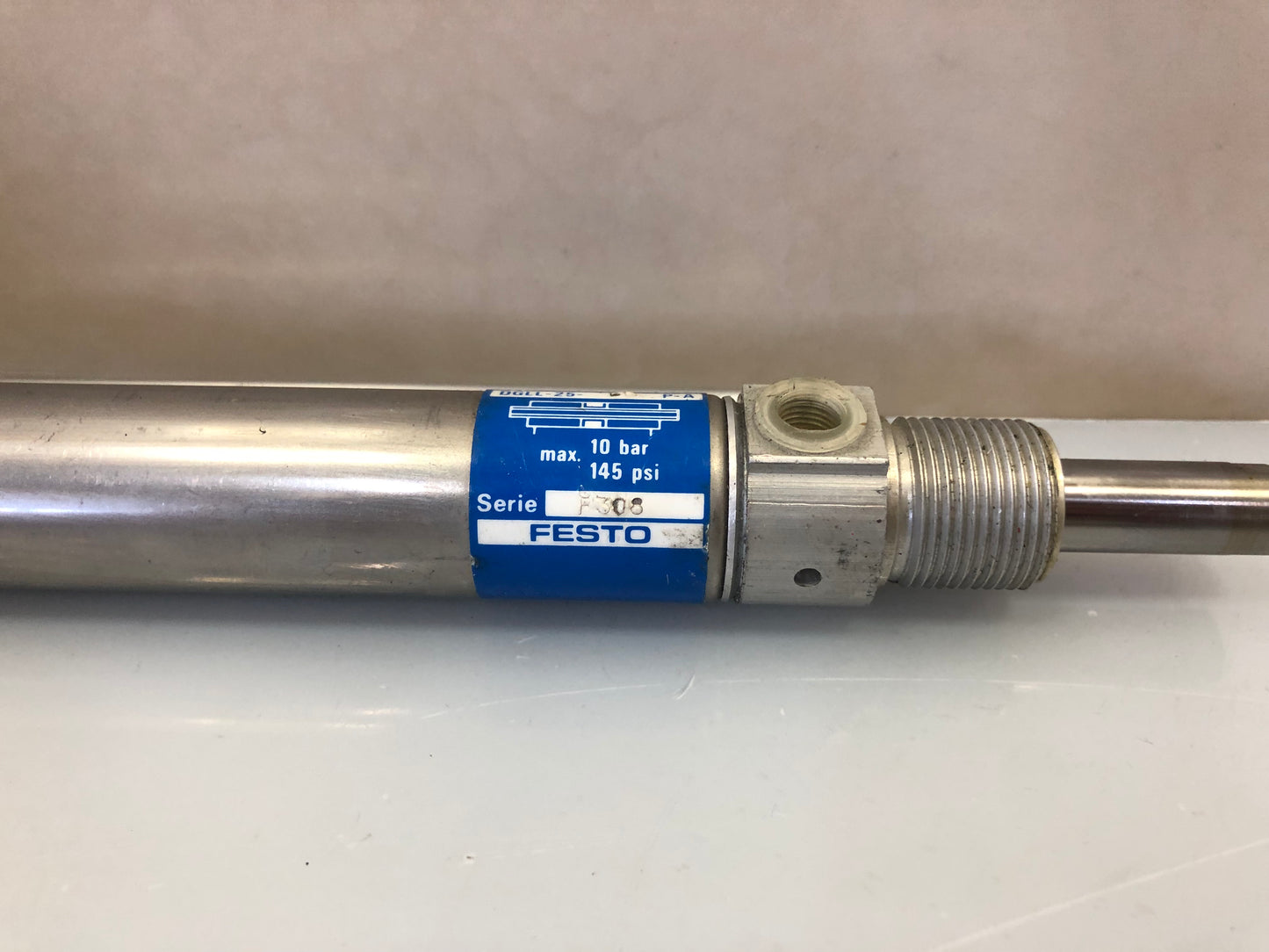 Festo DGLL-25-60-P-A Pneumatic Cylinder 25mm Bore 60mm Stroke