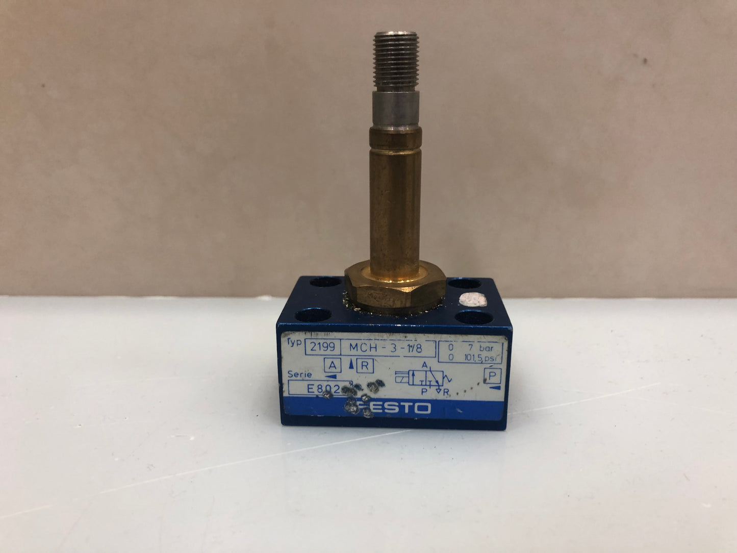 1x  Festo MCH-3-1/8 Pneumatic 3-Port Directional Valve E802 Typ 2199 – 1/8" Ports