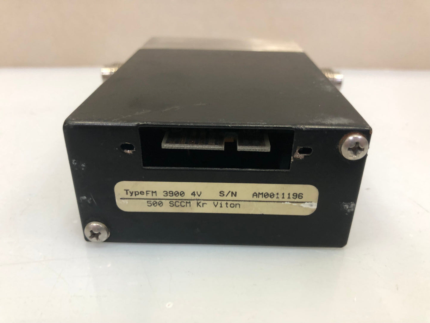 TYLAN FM 3900 Mass Flow Controller – 2900 Series Valve