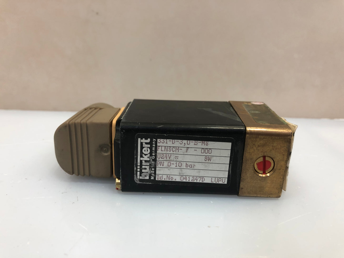 Burkert 331-D-3.0-B-MS Solenoid Valve 110V
