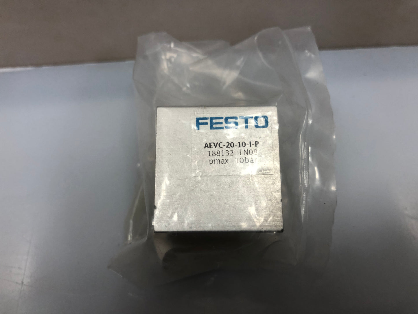 1x FESTO AEVC-20-10-I-P 188132 Compact Pneumatic Cylinder – 20mm Bore 10mm Stroke