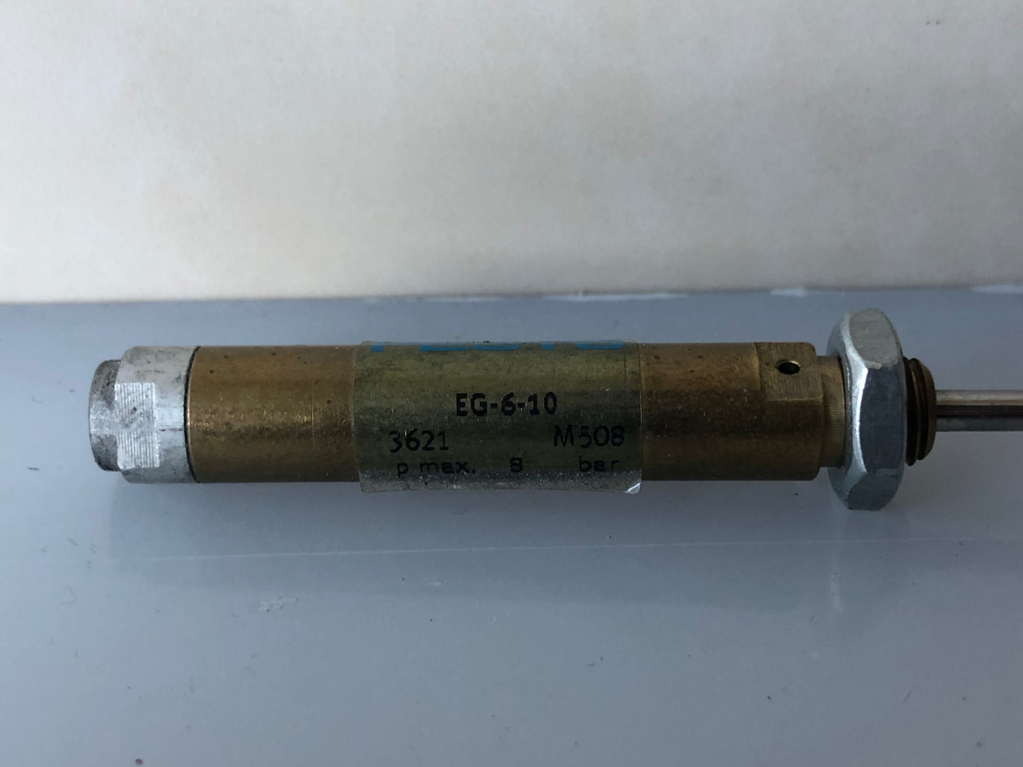1x Festo EG-6-10 Pneumatic Cylinder 2–8 Bar Series 985R