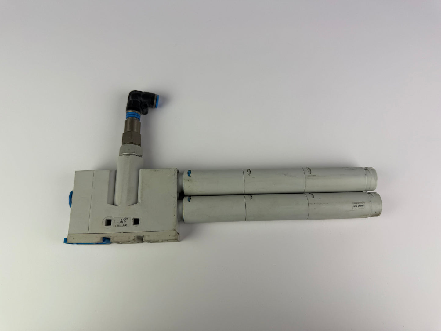 1x FESTO Vacuum Generator VN-30-L-16-PQ4-VA5-R02 526136 – Ejector, Pneumatic, Compact
