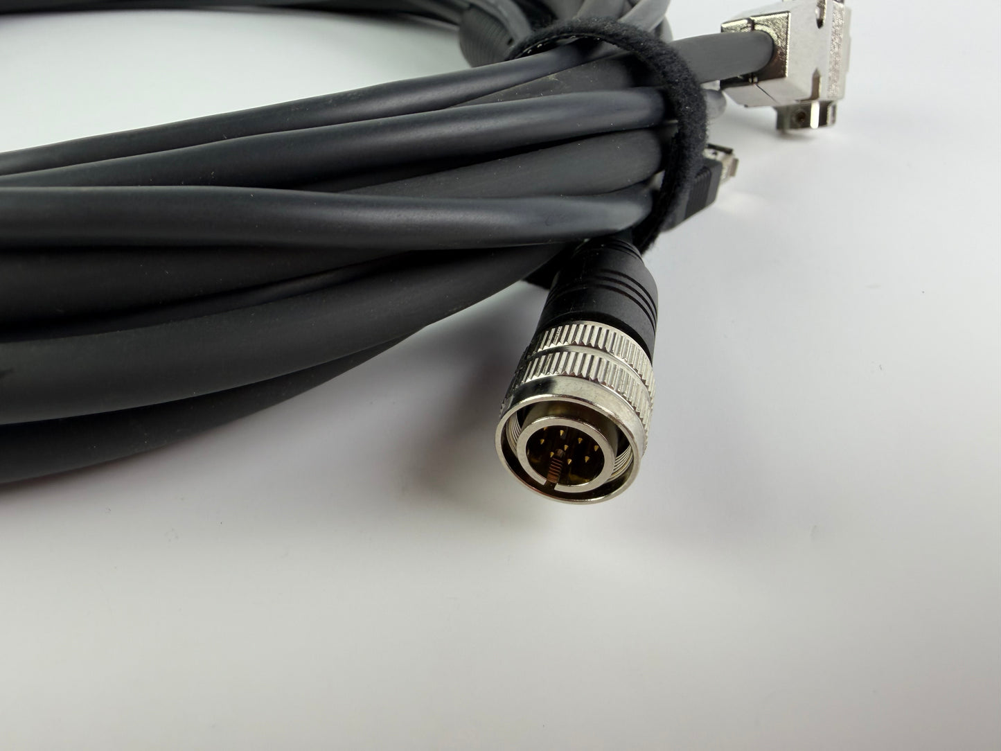 Matrix Vision Industrial Camera Cable – DB15F to 12-Pin Round – 5m
