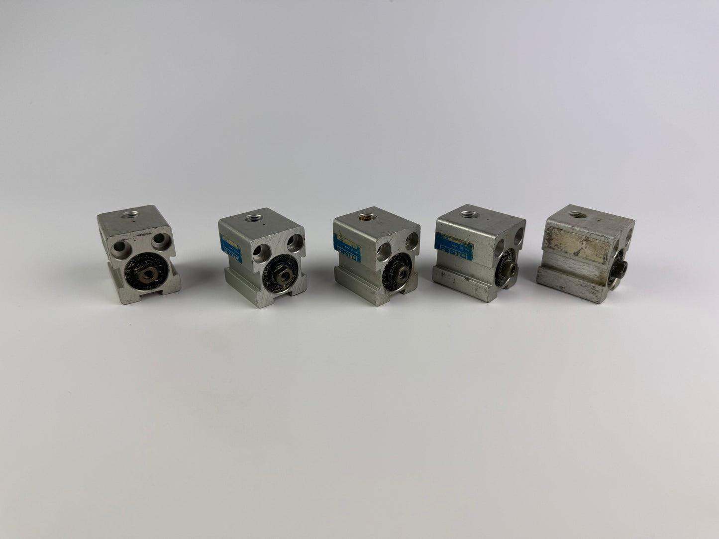 1x Festo AV-20-4-A Pneumatic Mini Cylinder – Max 10 Bar – 12494