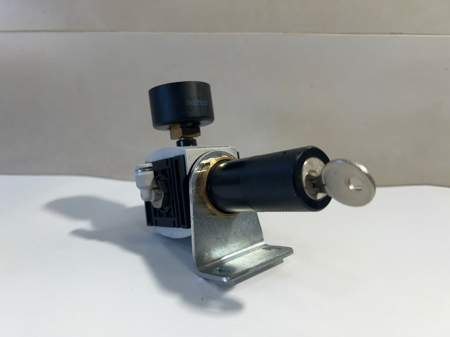 Aventics R412010648 Pressure Regulator AS1-RGS-G014-GAN with R412003857 0–10 Bar Gauge + Key