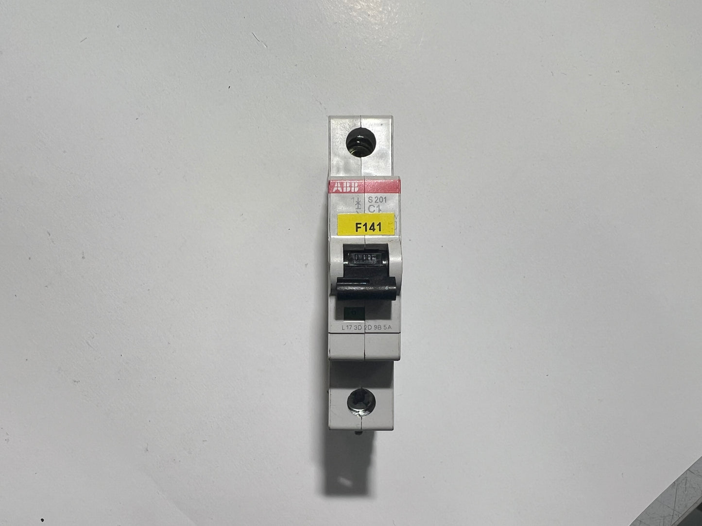 1x ABB Circuit Breaker S201-C1 2CDS251001R0014