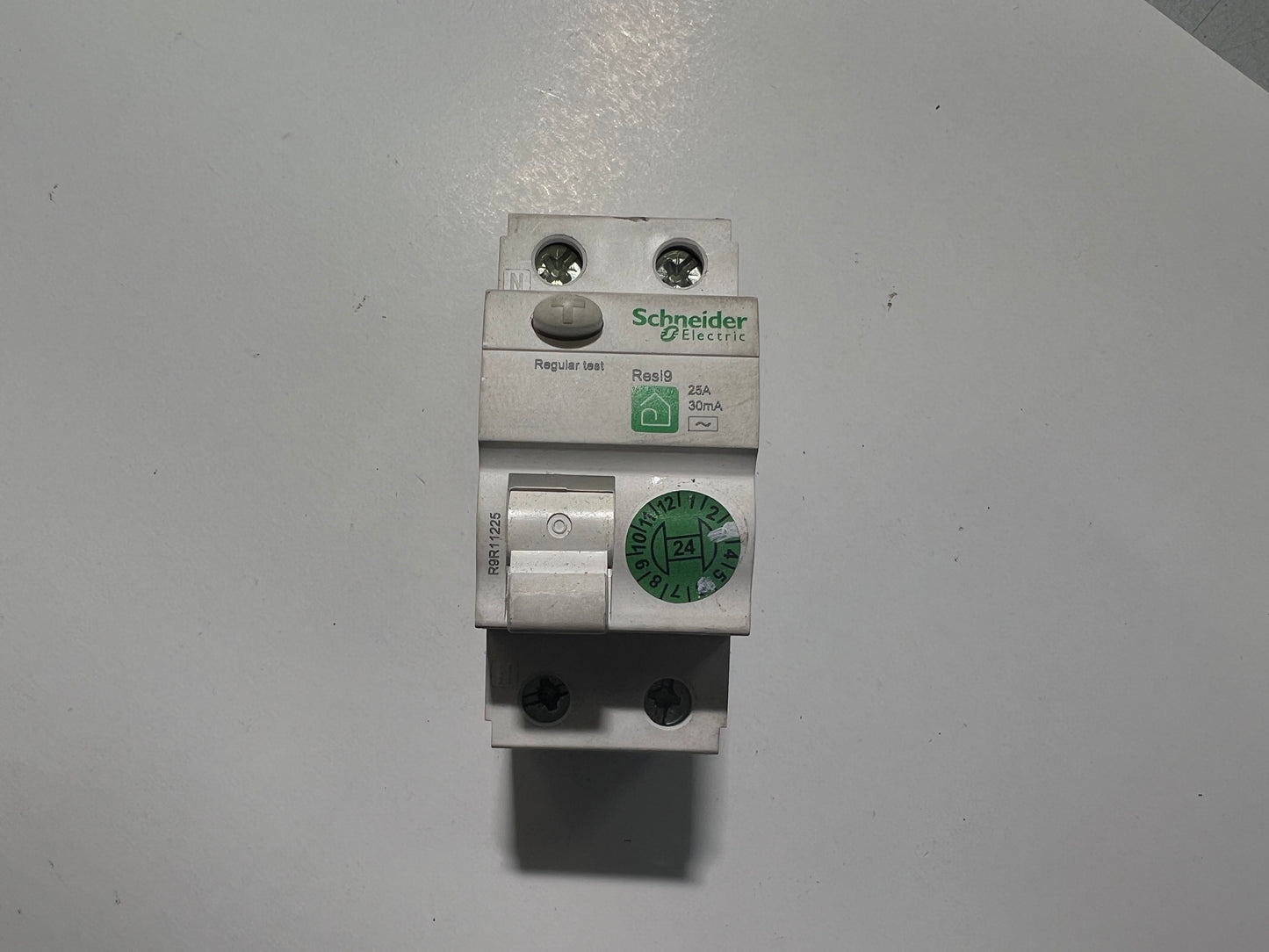 Schneider Resi9 25A 30mA Residual Current Circuit Breaker (RCCB)