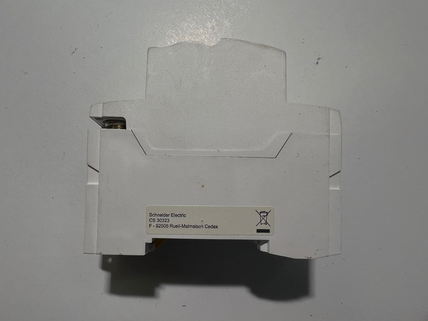 Schneider Resi9 25A 30mA Residual Current Circuit Breaker (RCCB)
