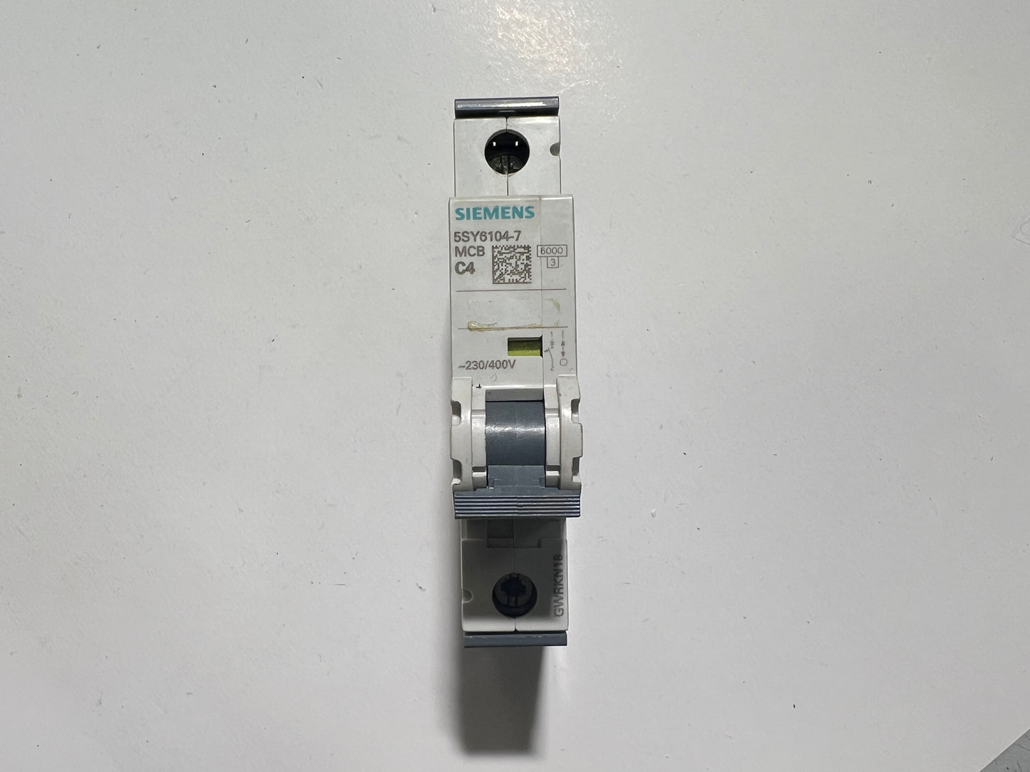 Siemens 5SY6104-7 MCB C4 Circuit Breaker