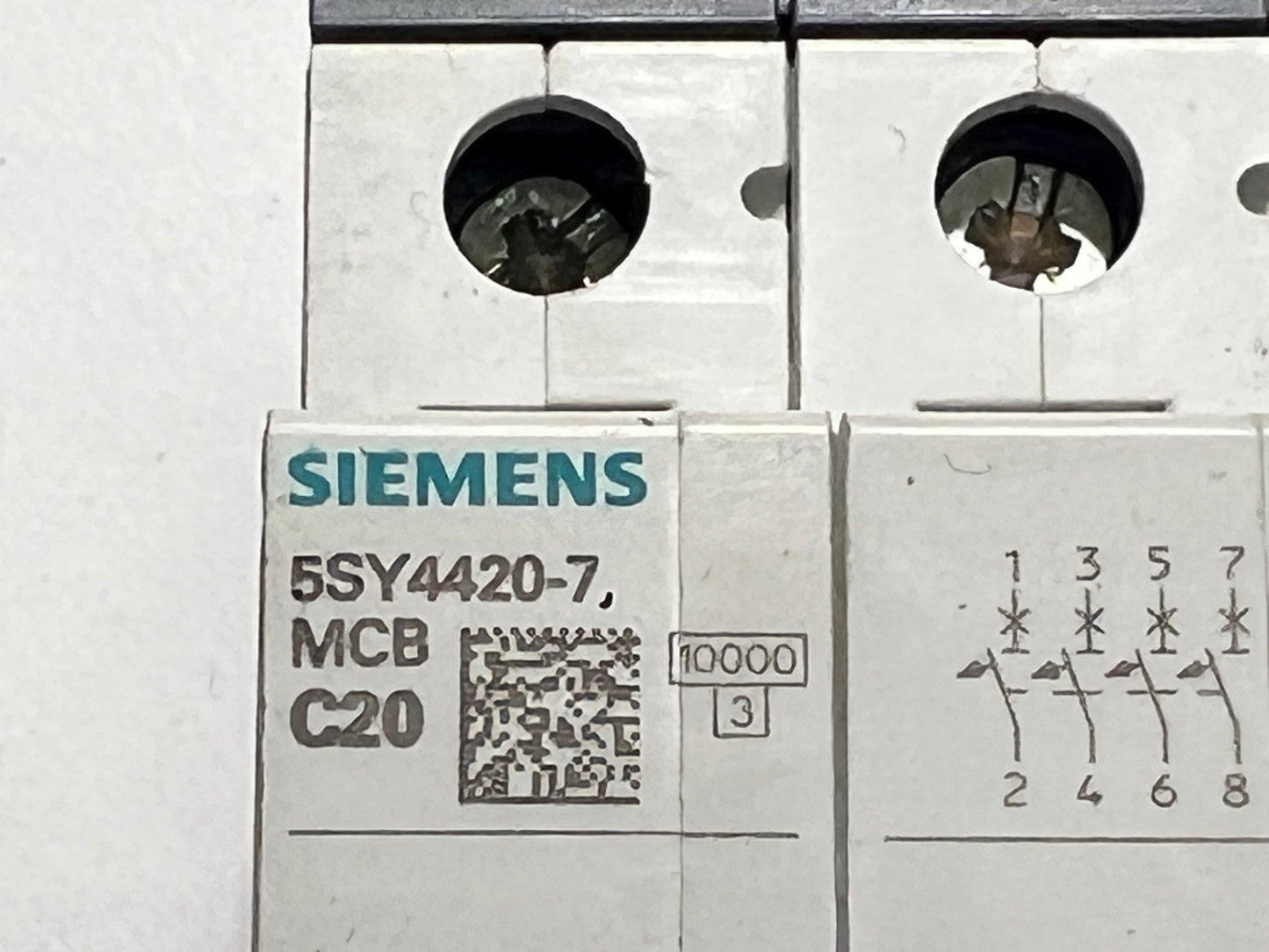 Siemens 5SY4420-7 MCB C20 Circuit Breaker