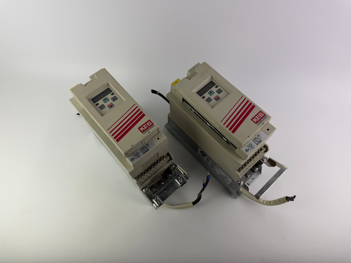 1x KEB 12F5B3B-350A Frequency Inverter, 6.6 kVA, 4.0 kW, 3-Phase, 400 V