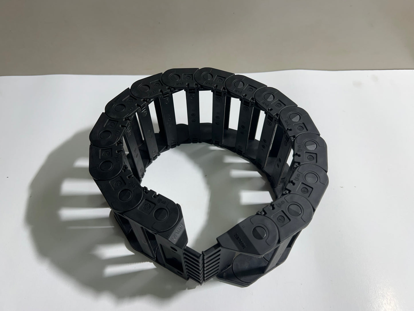 Igus 1400.080.075 Energy Chain Cable Carrier – Lot of 14 Pieces