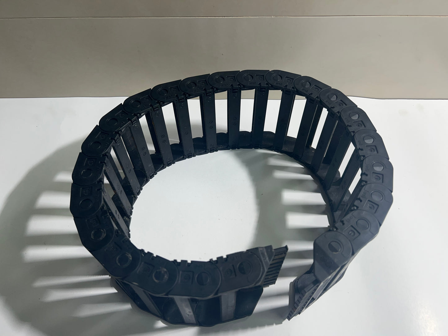 Igus 1400.100.100 Energy Chain Cable Carrier – Lot of 22pcs