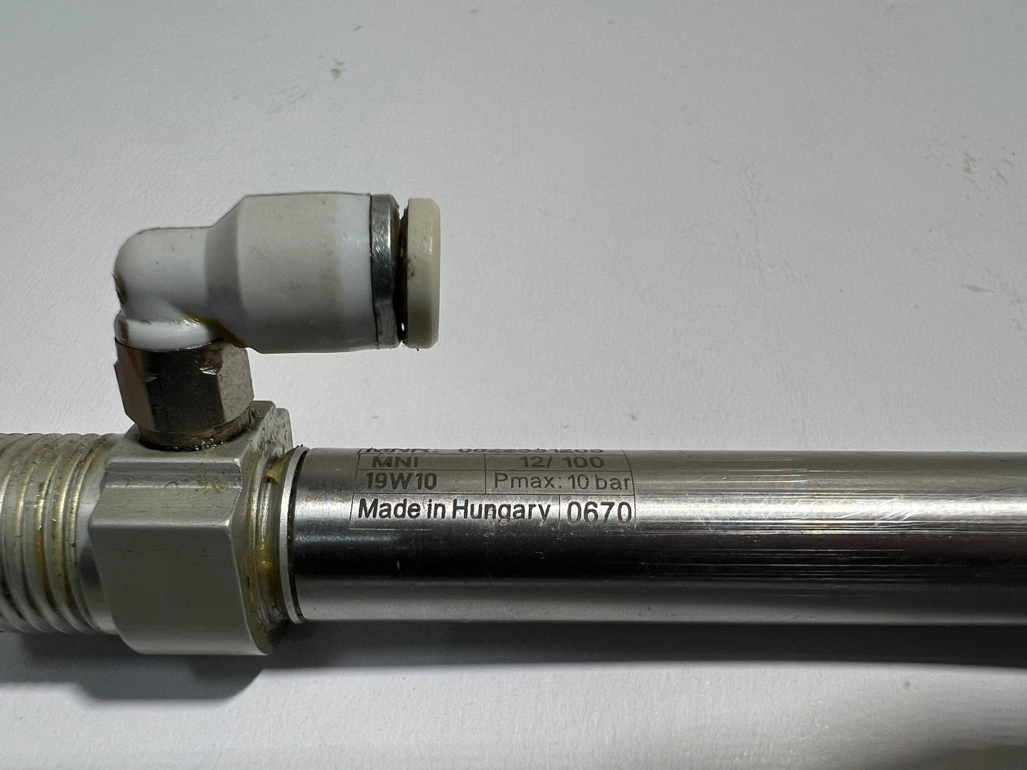 Aventics 0822331205 Pneumatic Cylinder 10Bar