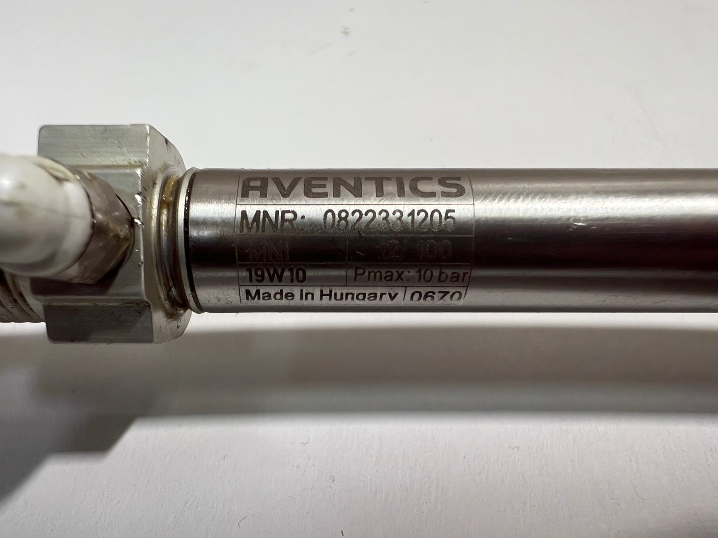 Aventics 0822331205 Pneumatic Cylinder 10Bar