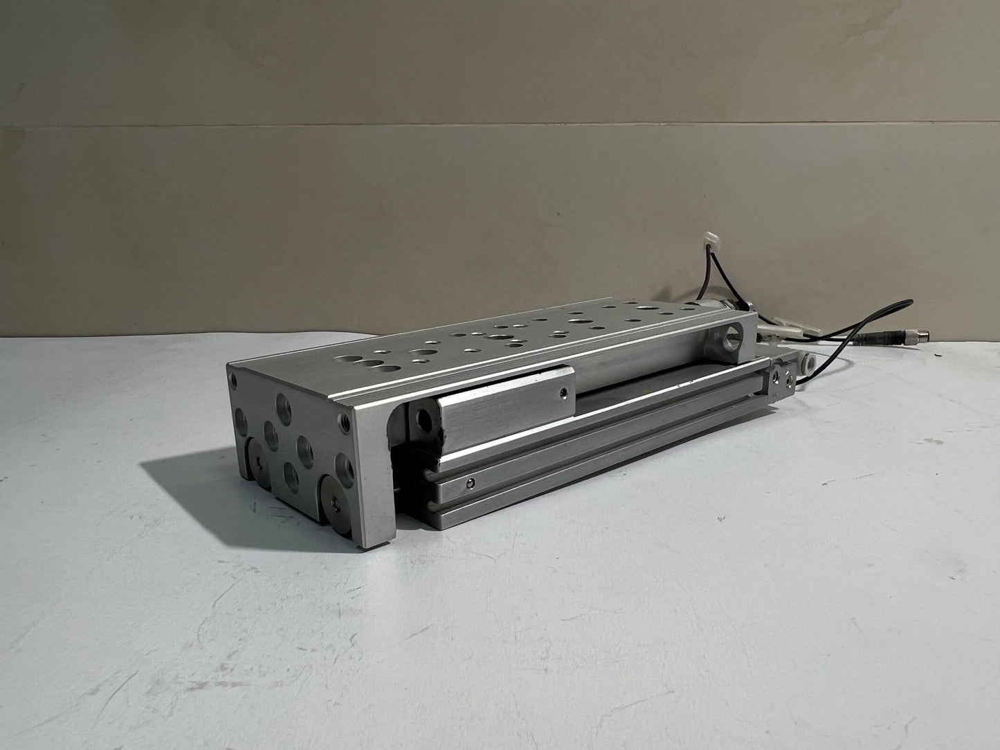 Aventics R412019187 Slide Cylinder 10Bar with 2 Sensors