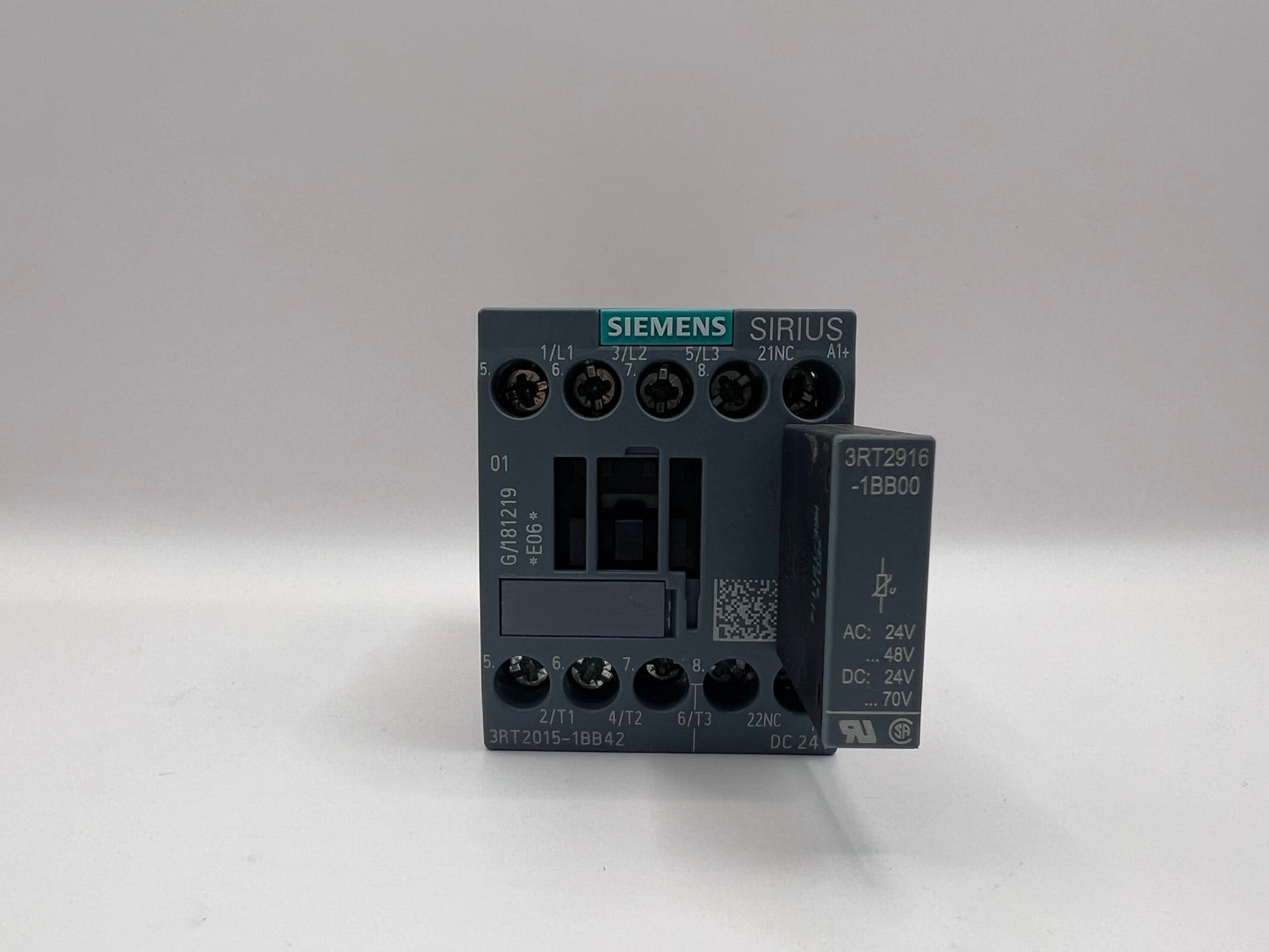 Siemens SIRIUS 3RT2015-1BB42 CONTACTOR + 3RT2916-1BB00