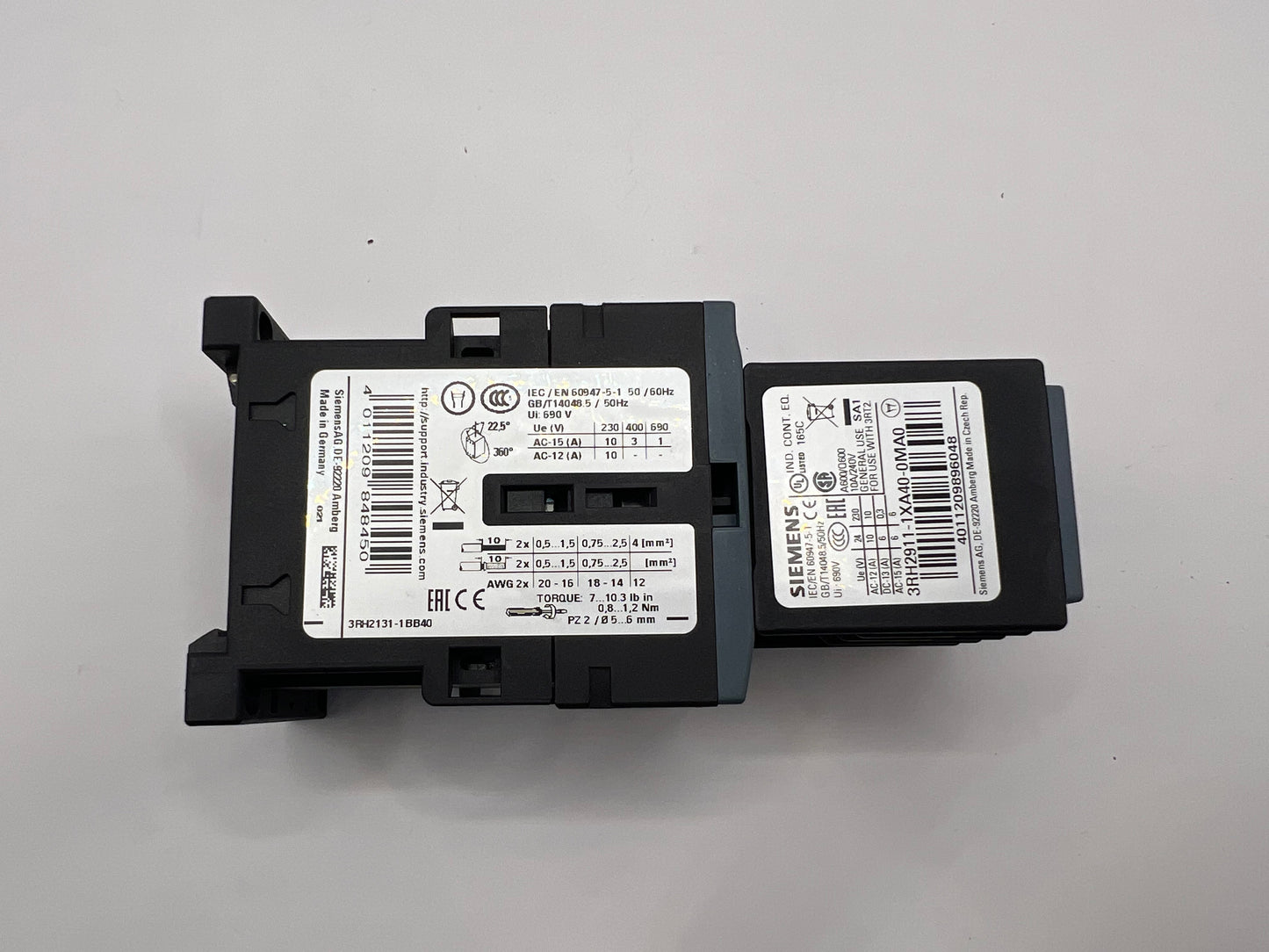 Siemens SIRIUS 3RH2131-1BB40 Contactor + 3RT2916-1DG00 + 3RH2911-1XA40-0MA0