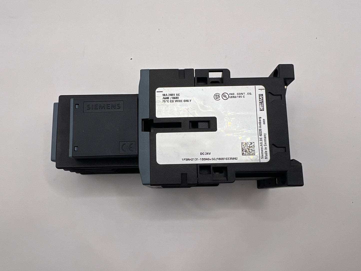 Siemens SIRIUS 3RH2131-1BB40 Contactor + 3RT2916-1DG00 + 3RH2911-1XA40-0MA0