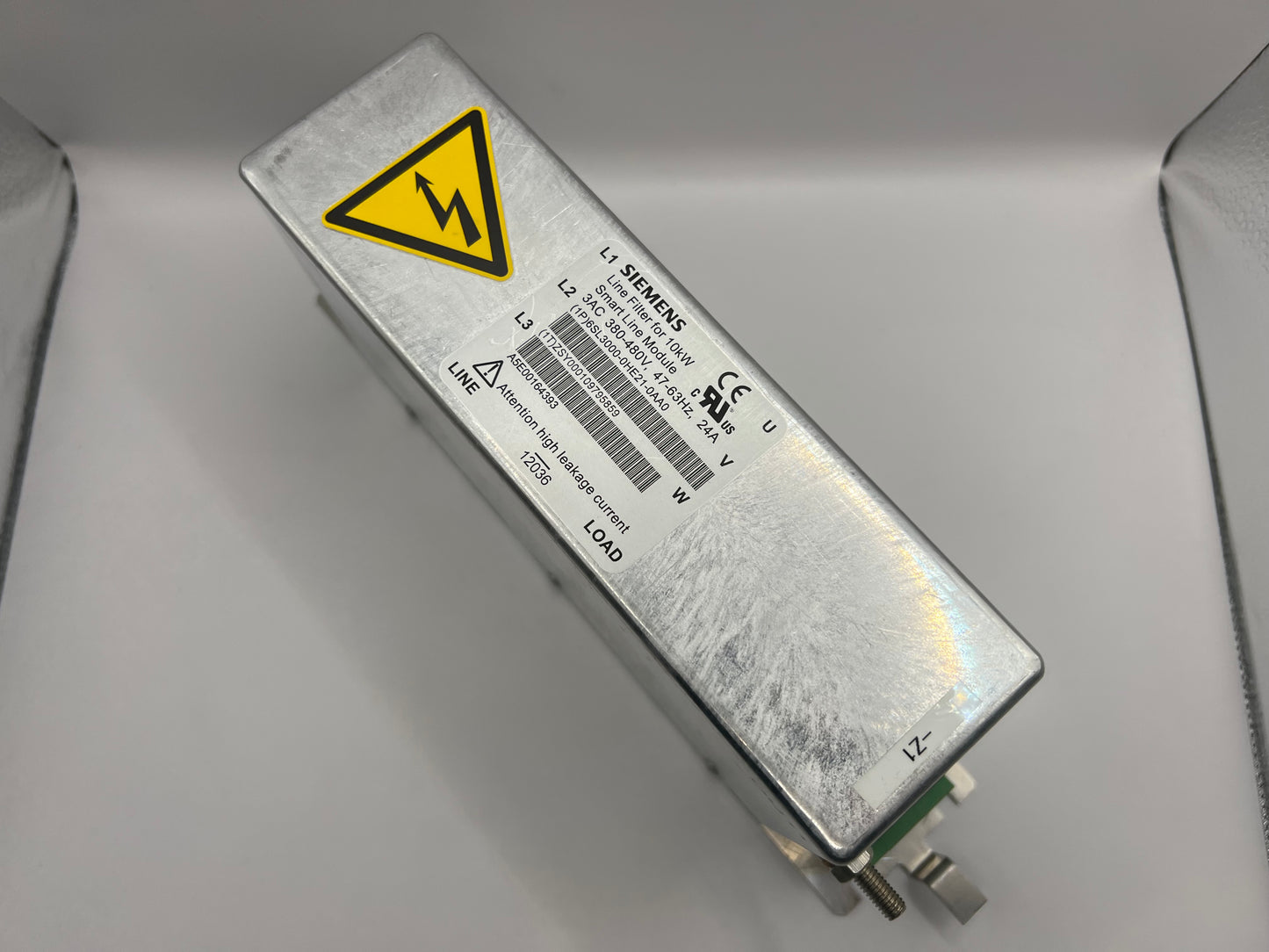 Siemens 6SL3000-0HE21-0AA0 Line Filter 480V AC 3-Phase