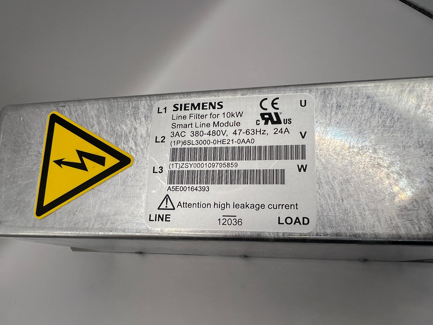 Siemens 6SL3000-0HE21-0AA0 Line Filter 480V AC 3-Phase