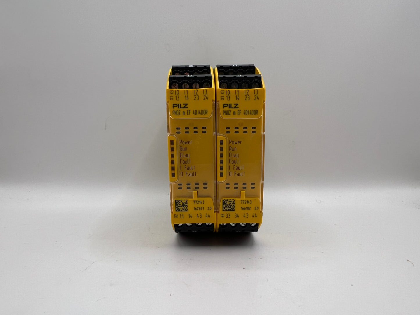 Pilz PNOZ m EF 4DI4D0R Ident.No. 772143 Safety Relay