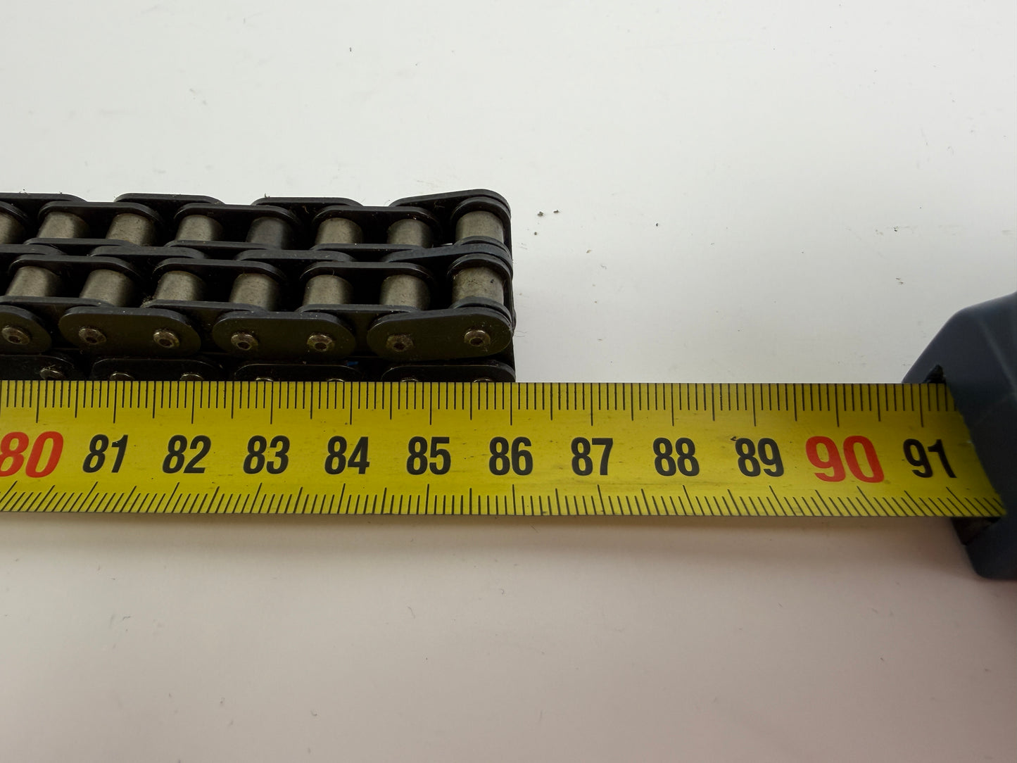 Iwis Industrial Double Roller Chain 22mm Width 86cm Length Conveyor Drive Chain